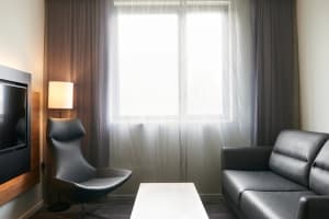 Moxy Southampton Room