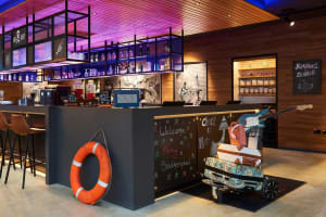 Moxy Southampton Lobby