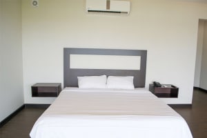 Nammbu Beachfront Bungalows Room