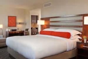 Hilton Nashville Downtown Suite