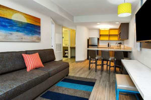 Holiday Inn Resort Orlando Suites-Waterpark Suite