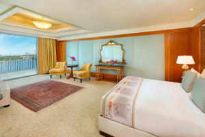 The Nile Ritz-Carlton, Cairo Royal Suite