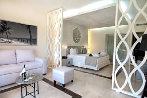 Ocean Maya Royale Suite