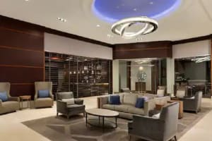 Hilton Philadelphia City Avenue Lobby