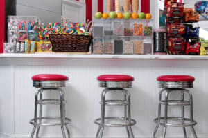 Pelican Grand Beach Resort Ice Cream Parlor