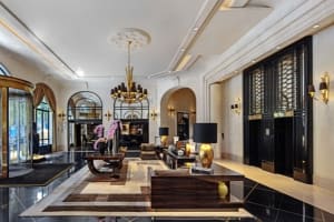 Prince de Galles, a Luxury Collection Hotel, Paris Lobby