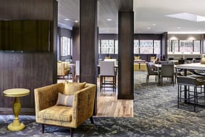 Portland Marriott Downtown Waterfront M CLub Lounge