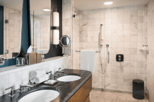 Perry Lane Hotel, a Luxury Collection Hotel, Savannah Bathroom