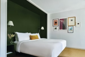 Park MGM Las Vegas Guestroom