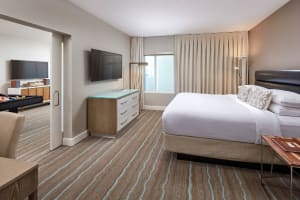 HOTEL PASEO, Autograph Collection Billard Suite