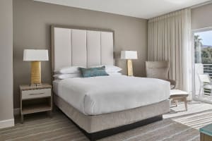 HOTEL PASEO, Autograph Collection Guest Room