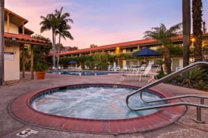 Best Western Plus Pepper Tree Inn Hot Tub
