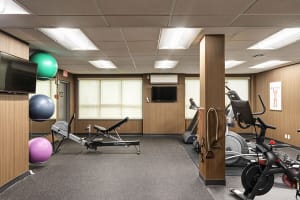Best Western Plus Carlton Plaza Hotel Gym