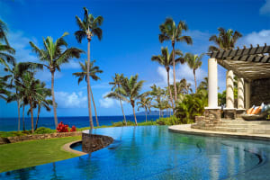 Montage Kapalua Bay Pool