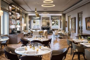 The Ritz-Carlton Hotel de la Paix, Geneva Living Room Bar & Kitchen