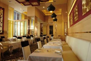 Riu Plaza Guadalajara Dining