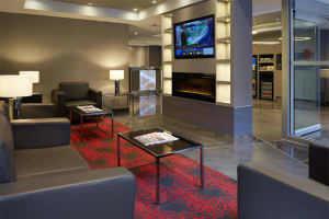 Residence Inn Montreal - Downtown Lobby
