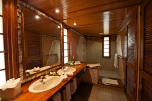 Hotel Kia Ora Resort & Spa Bath