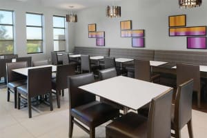 Residence Inn Long Beach Downtown Dining