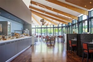 Novotel Rotorua Lakeside Dining