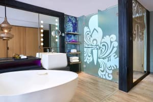 Renaissance Bali Nusa Dua Resort - CHSE Certified Bathroom