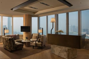 Renaissance Hong Kong Harbour View Hotel Lounge