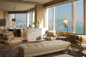 Renaissance Hong Kong Harbour View Hotel Suite