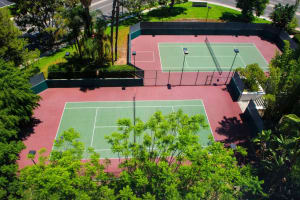 Renaissance Newport Beach Tennis Courts