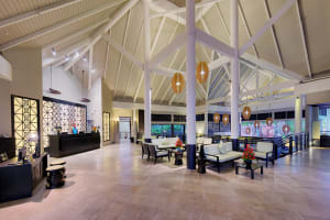 Radisson Blu Resort Denarau Lobby
