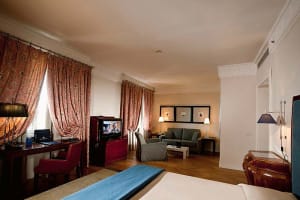 Rose Garden Palace Roma Suite