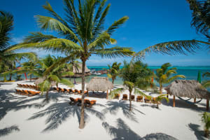 Ramon's Village Resort beach2