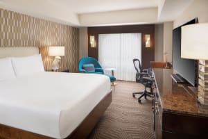 Renaissance Phoenix Downtown Hotel