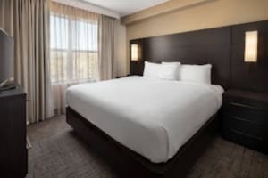 Sonesta ES Suites Reno Room