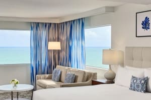 Sonesta Fort Lauderdale Beach Guestroom