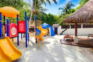 Sheraton Maldives Full Moon Resort & Spa Adventure club