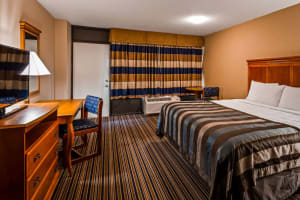SureStay Plus by Best Western Gatlinburg Guest Room