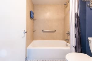 Sky Rock Sedona, a Tribute Portfolio Hotel Bathroom