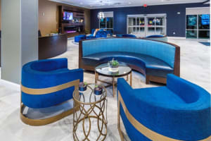 Best Western Plus St. Louis Airport Hotel Business Center