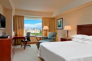 Sheraton Mendoza Hotel Guest Room
