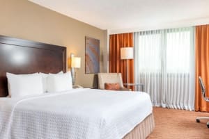 Sonesta Miami Airport Room