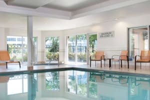 Sonesta Select San Francisco Airport Oyster Point Waterfront Pool