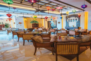 Shangri-La Hotel, Qaryat Al Beri, Abu Dhabi Dining