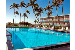 Sanibel Sunset Beach Inn Pool