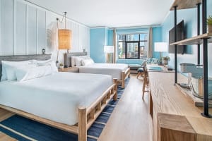Margaritaville Hotel San Diego Gaslamp Quarter Deluxe Queen Room