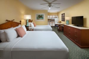 Sunshine Suites Resort Room