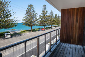 Sudima Kaikoura balcony off of rooms