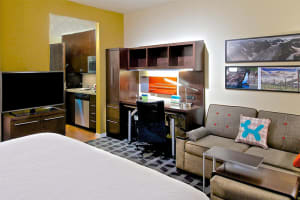 TownePlace Suites Anchorage Midtown Guest Suite