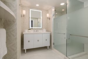 The Beverly Hilton Bathroom