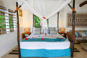 Tropica Island Resort Honeymoon Interior