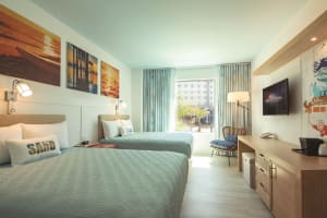 Universal's Endless Summer Resort - Dockside Inn and Suites Room